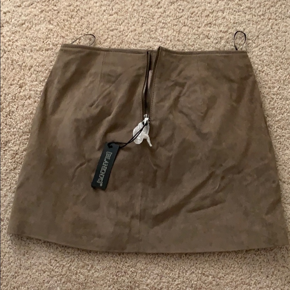 Blank NYC Suede Skirt - Picture 2 of 4